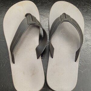 Time and Tru Men's Flip Flops Size 7-8
